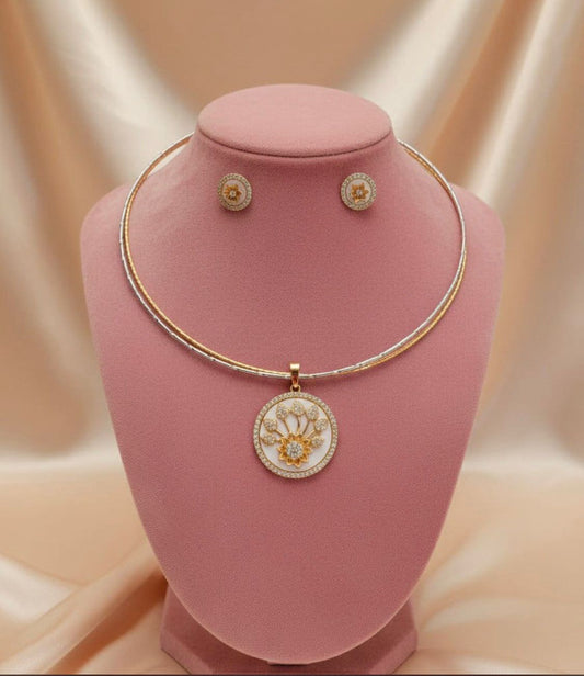 Elegant Floral Medallion Pendant Necklace Set with Stud Earrings