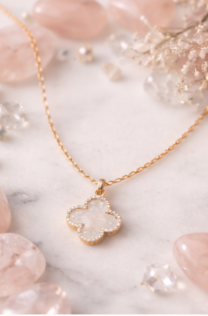 Clover Pearl Pendant Necklace