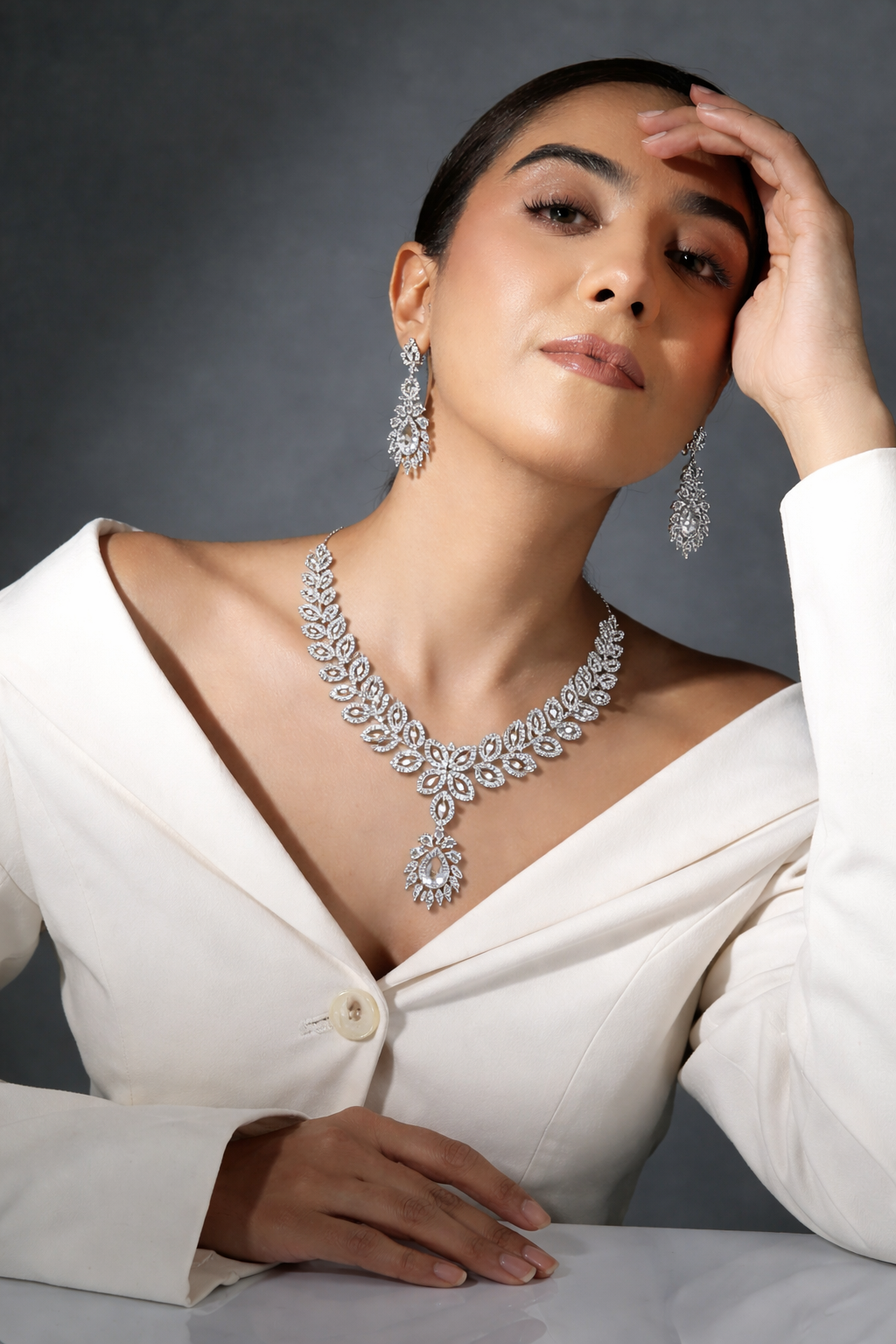 Royal Leaf Diamond Necklace Set