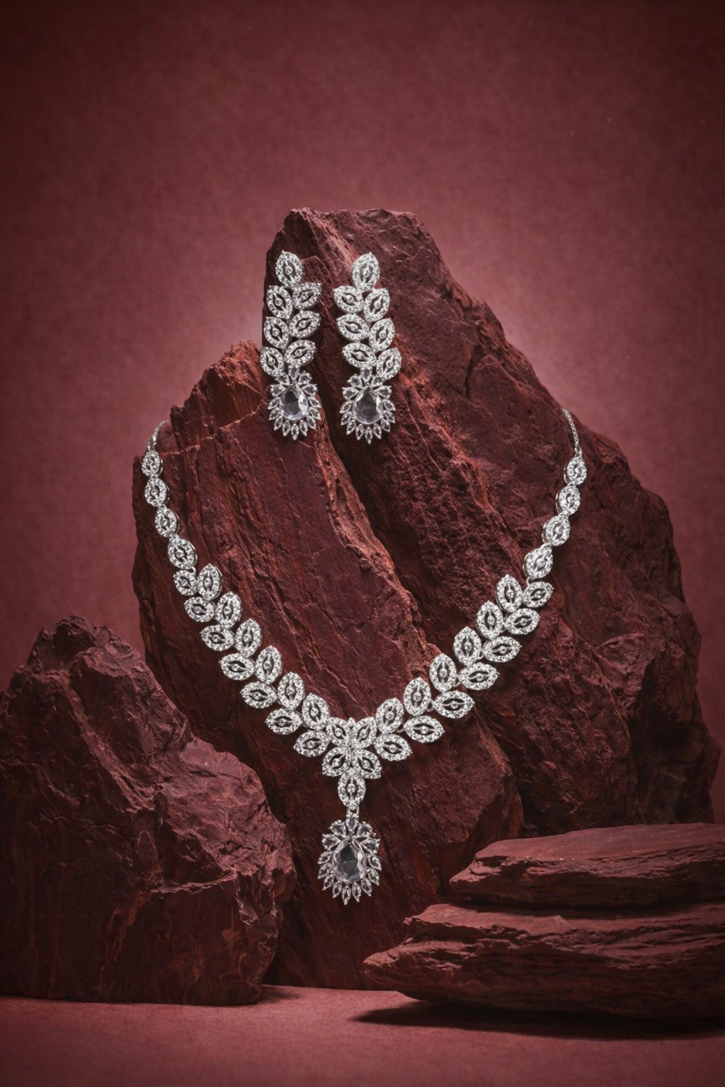 Royal Leaf Diamond Necklace Set