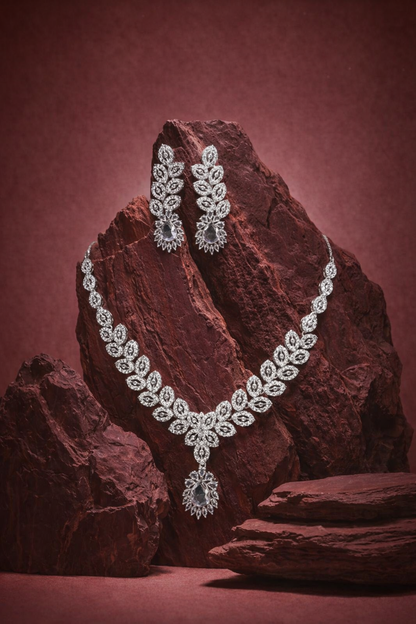 Royal Leaf Diamond Necklace Set