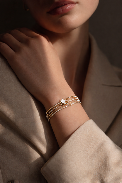 Elegant Dual-Tone Star Charm Adjustable Bracelet for Women