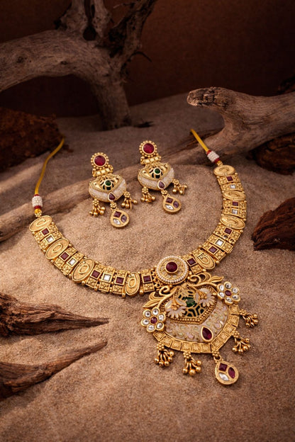 Royal Kundan Antique Gold Pendant Necklace Set with Earrings