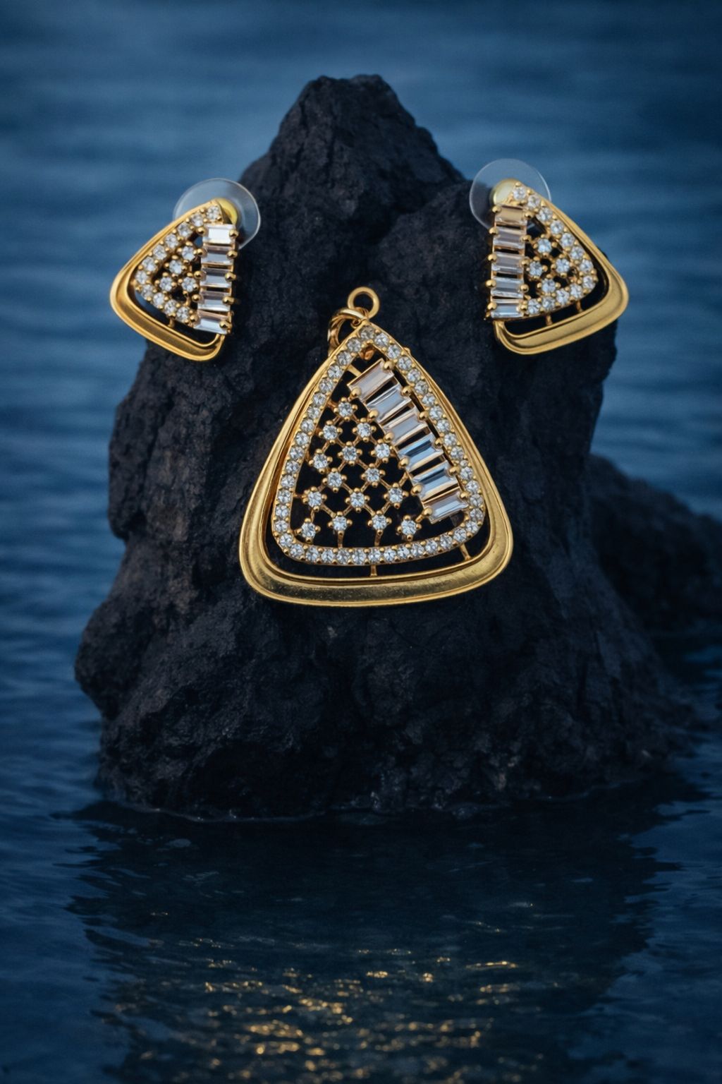Stylish Gold-Plated Triangle Crystal Pendant Set with Matching Earrings