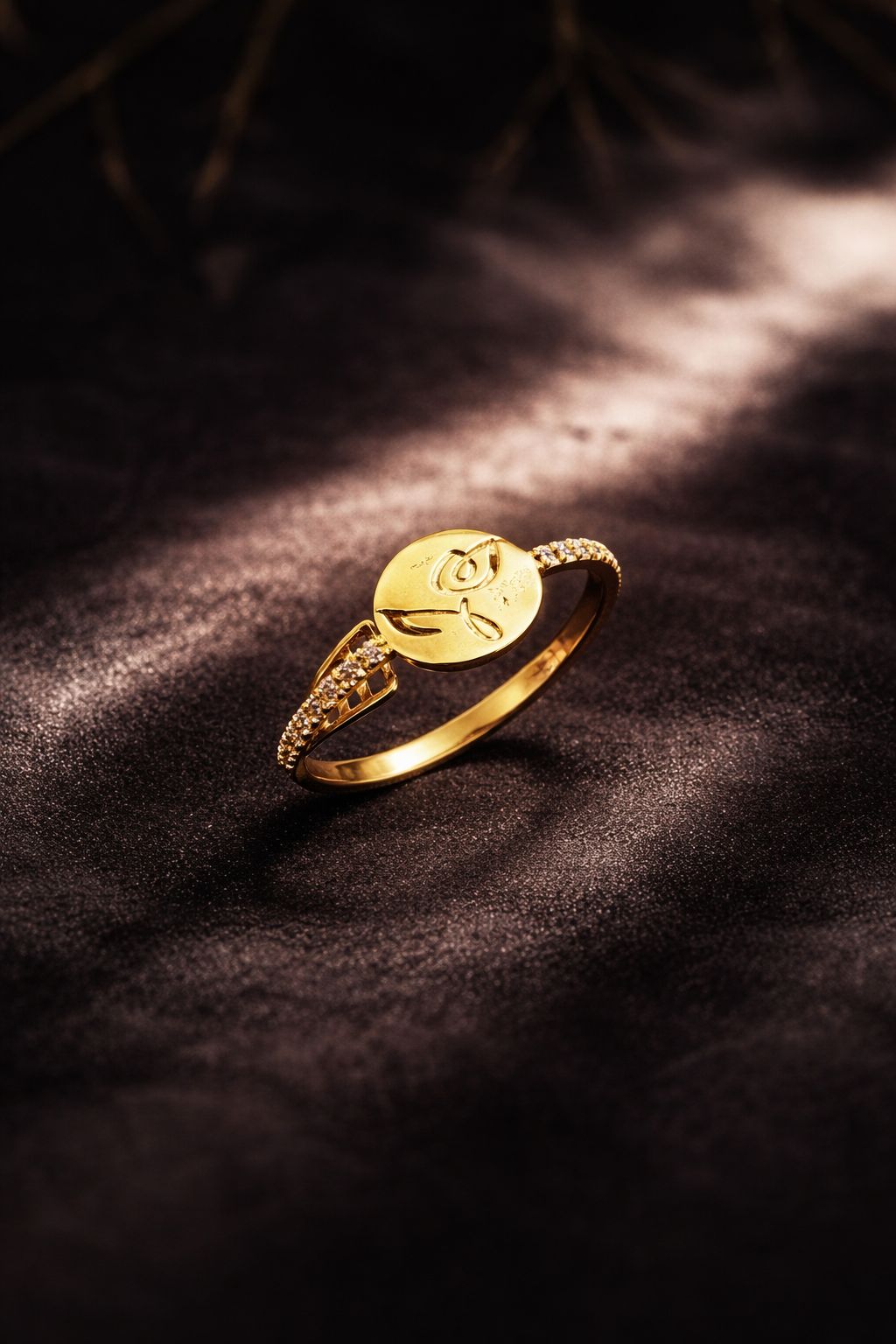 Elegant Floral Engraved Gold Ring with Diamond Accent Band