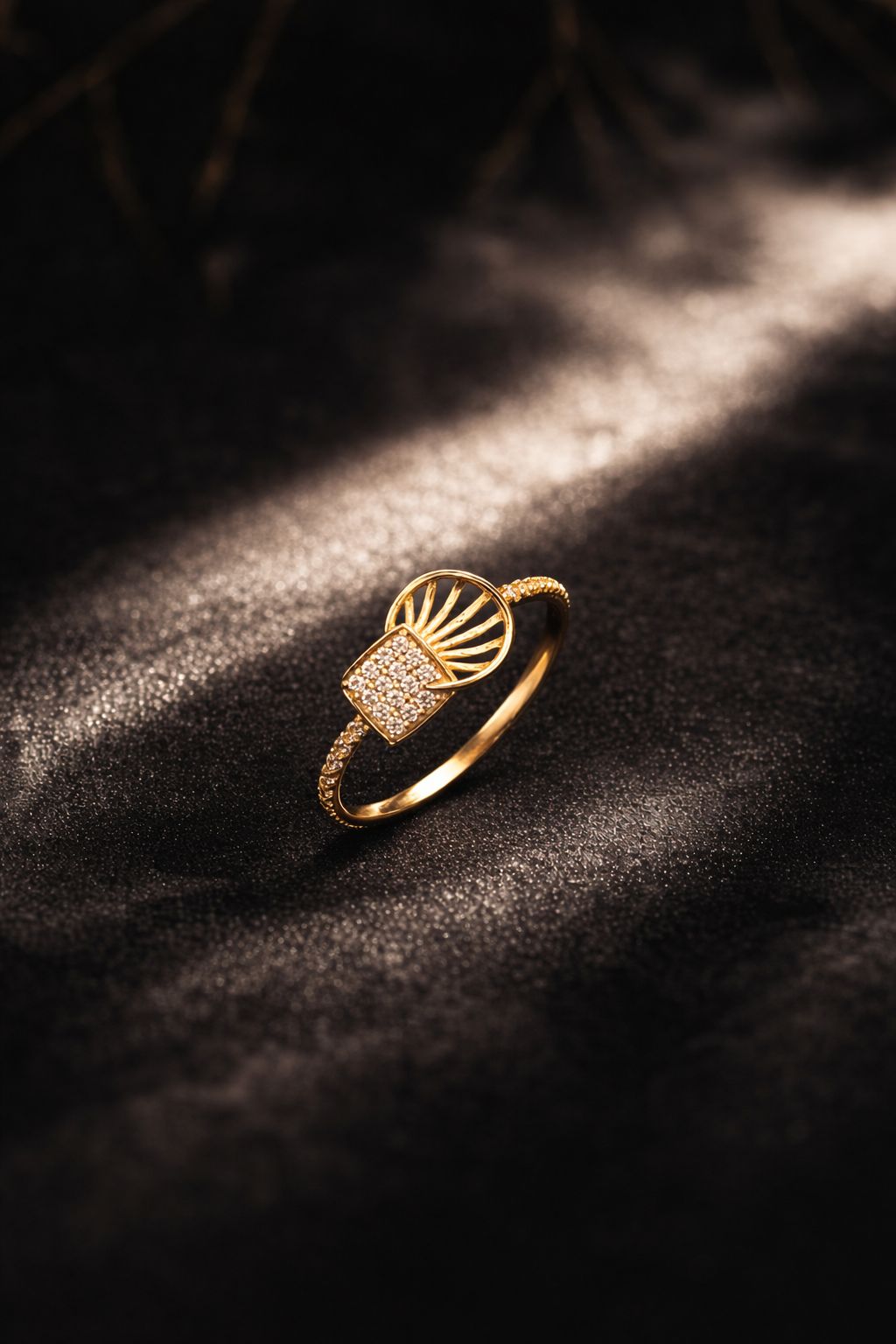 Geometric Sunray Gold Ring with Diamond Square Accent