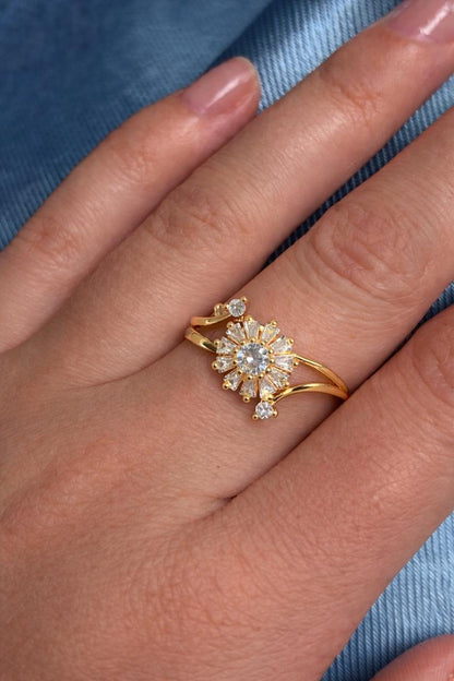 Floral Burst Gold Diamond Ring with Cluster Center & Split Band Design