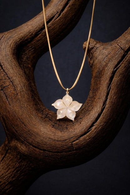 Elegant Gold Floral Pendant Necklace with Mother-of-Pearl Petals