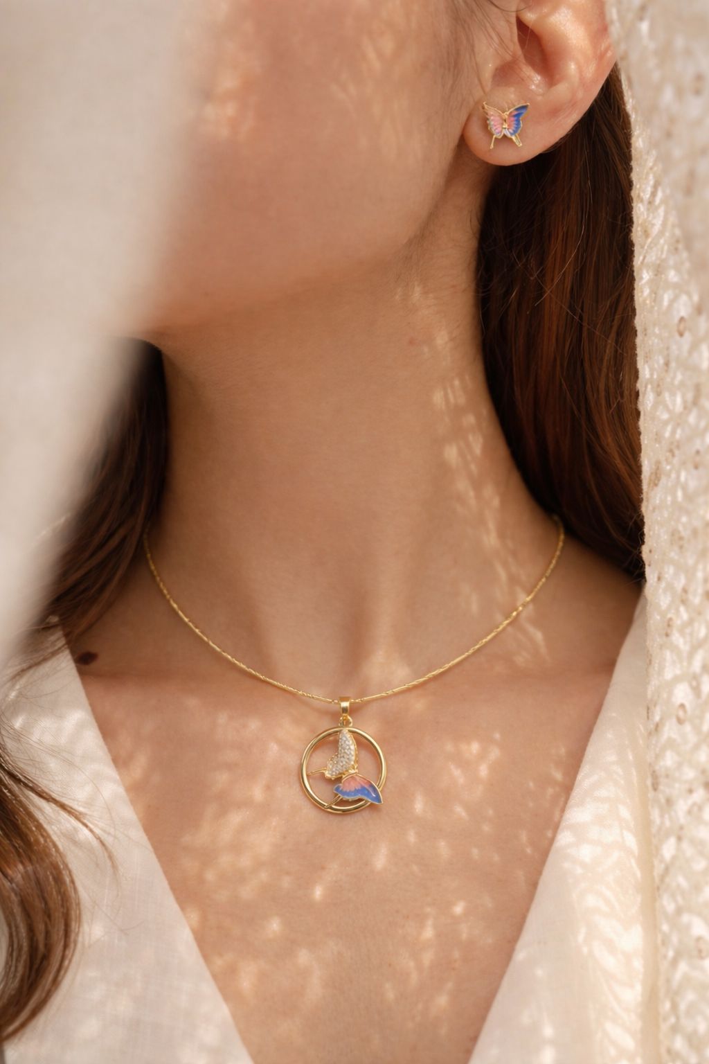 Elegant Blue Butterfly Circle Pendant Necklace Set with Matching Stud Earrings
