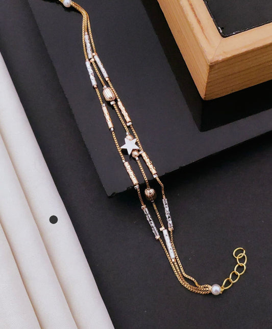 Elegant Dual-Tone Star Charm Adjustable Bracelet for Women