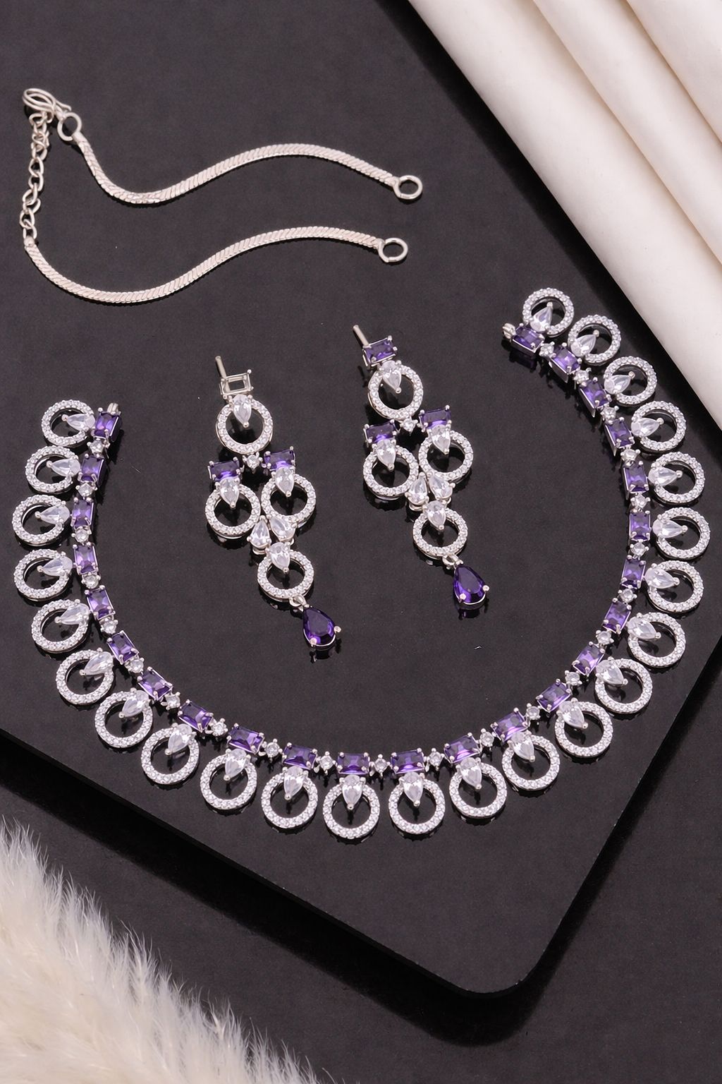 Elegant Emerald Green Crystal Designer Necklace Set with Long Earrings
