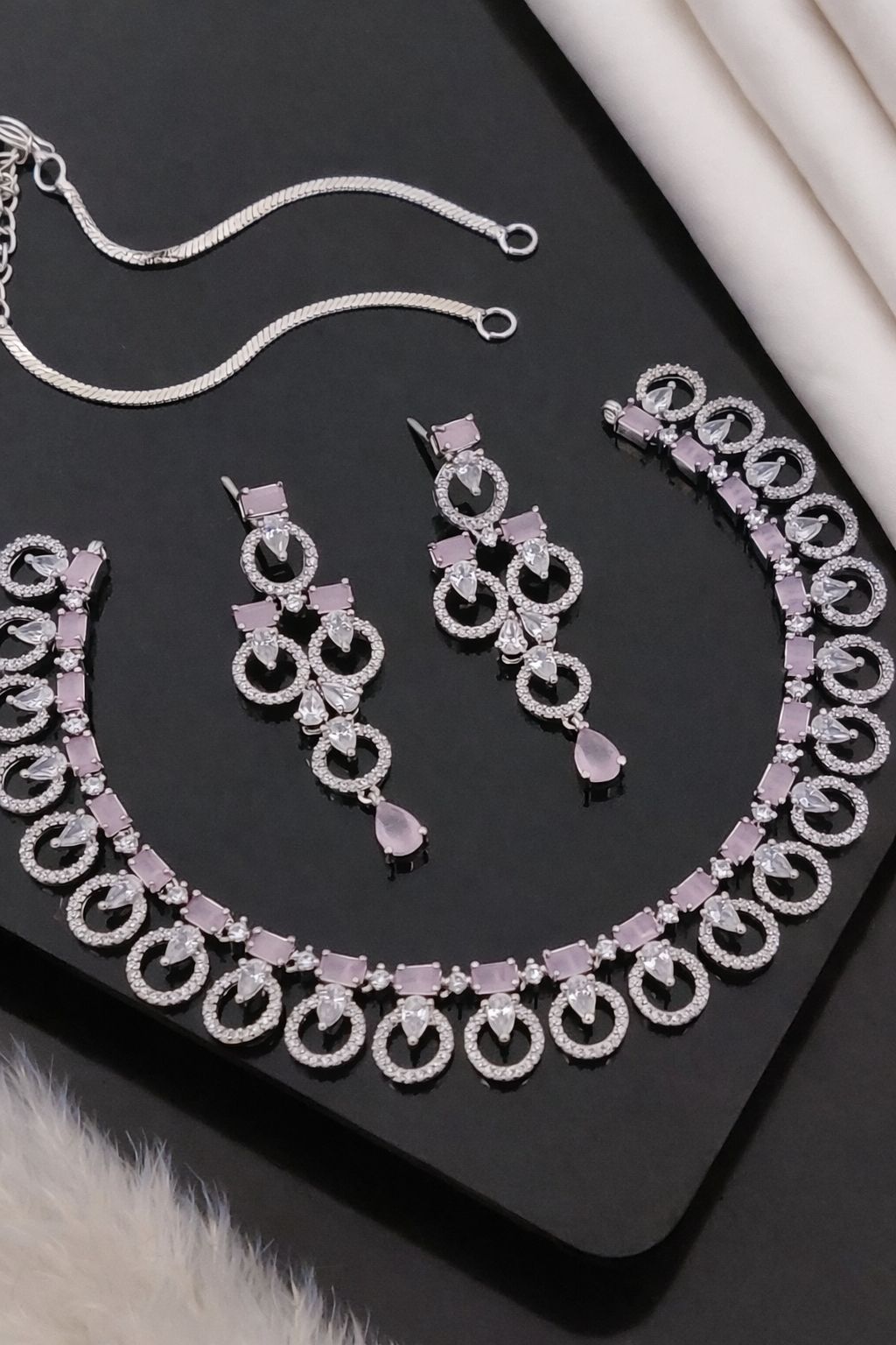 Elegant Emerald Green Crystal Designer Necklace Set with Long Earrings